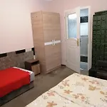 Kaktuszvirag Apartmanhaz *