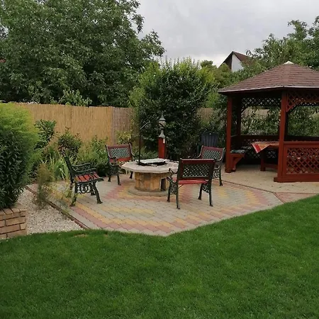 Kaktuszvirag Apartmanhaz *
