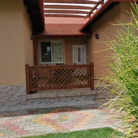 Kaktuszvirag Apartmanhaz Hajduszoboszlo