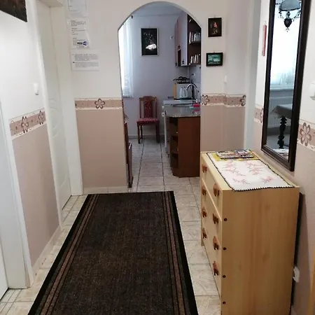 Kaktuszvirag Apartmanhaz