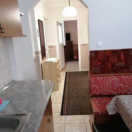 Apartment Kaktuszvirag Apartmanhaz Hajduszoboszlo