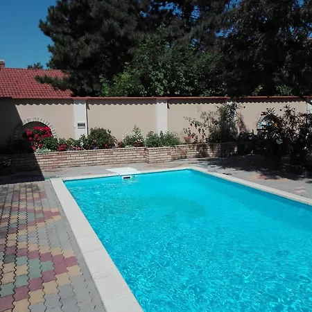 Kaktuszvirag Apartmanhaz Apartment